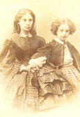 Елена Александровна Денисьева (любовница Тютчева) с дочерью Еленой. 